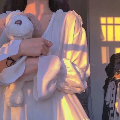 情深似海若成空也无风雨也无晴